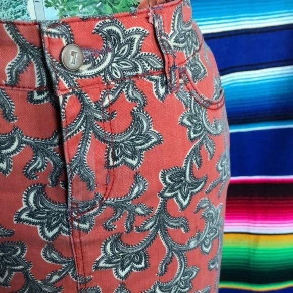 Anthro Pilcro Paisley Pattern Denim Pencil Skirt - Picture 2 of 8